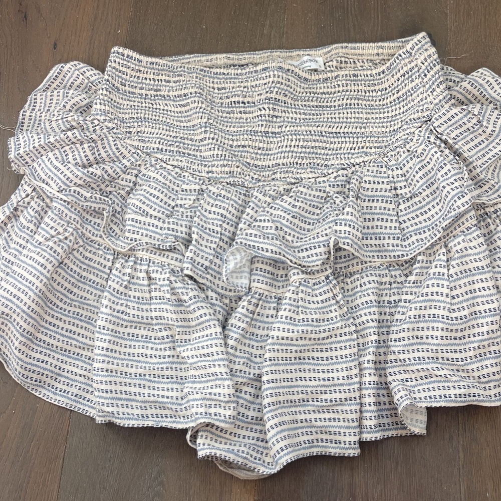 Oliviaceous Womens Skirt
Size Small
Shop Neighbor - Picture 1 of 2
